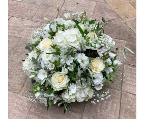 White and green round...