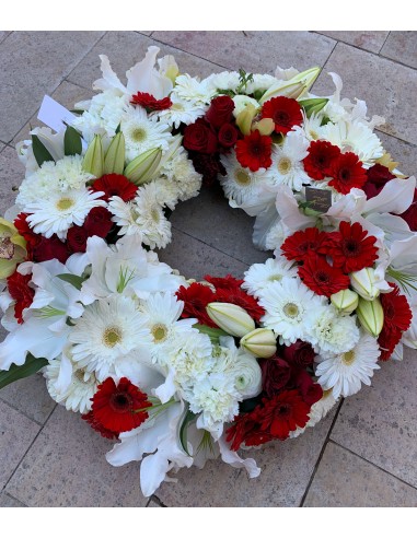 Red and white wreath