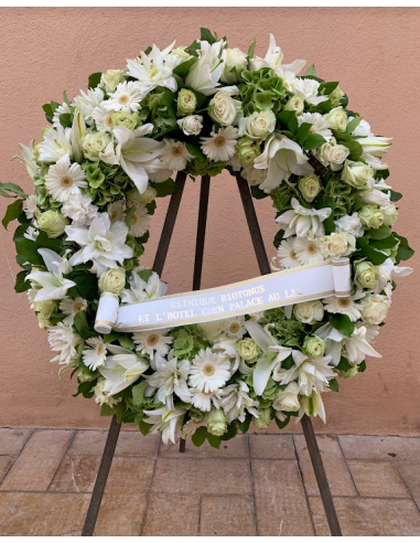 Icône De Couronne 3d Png Clipart Avec Une Couronne Blanche Et Une Fleur